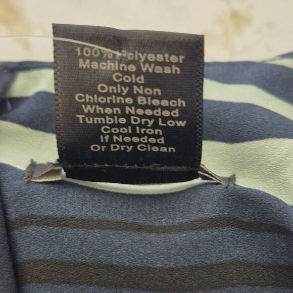 Ann Taylor Sleeveless Blouse Women Medium Tank Blue Striped Office Chic Business - Picture 6 of 7